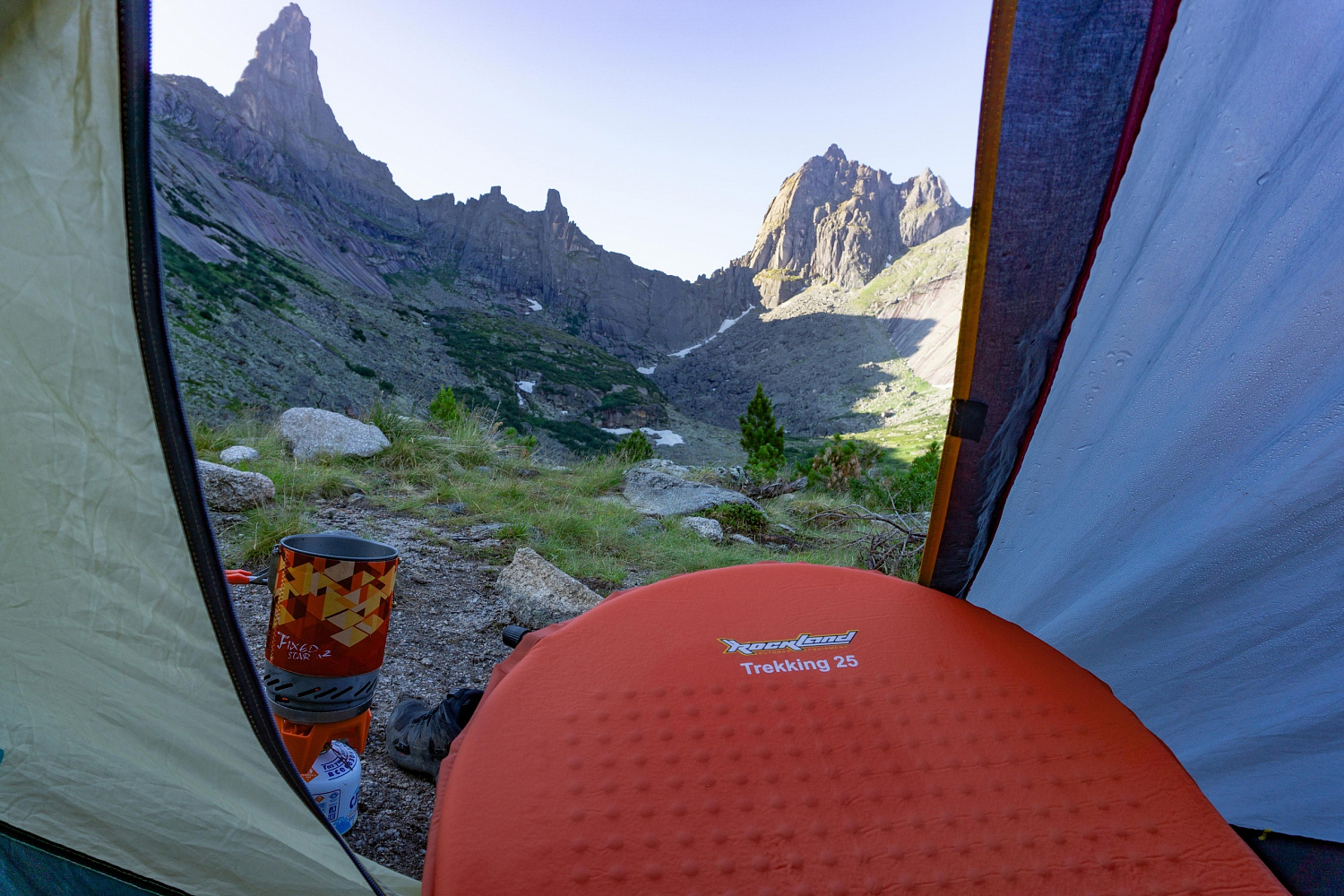 Отзыв на коврик RockLand Trekking 25