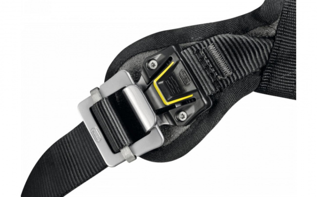 Привязь Petzl Astro Bod Fast