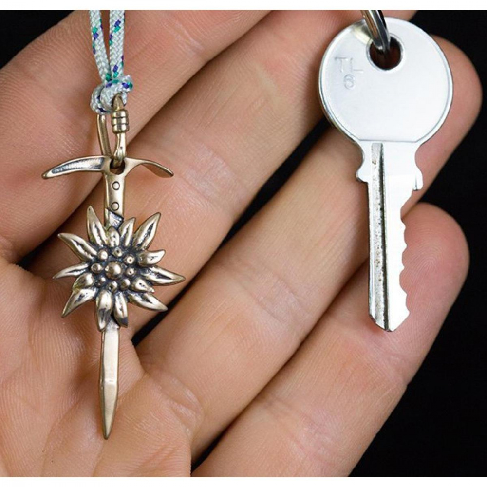 Брелок бронзовый ExJe Альпинистский