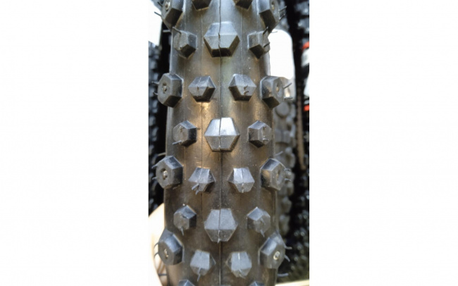 Покрышка шипованная DSI 26x2.35 SRI-50