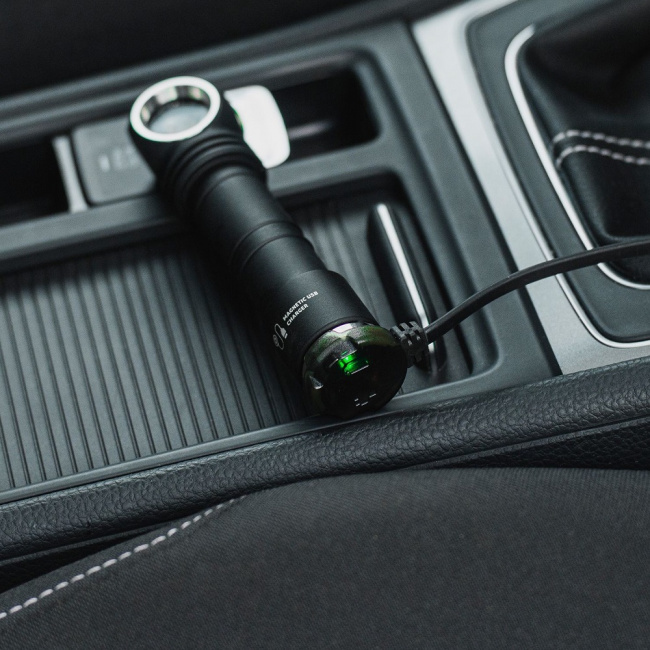 Фонарь Armytek Wizard C2 Pro Magnet USB Теплый
