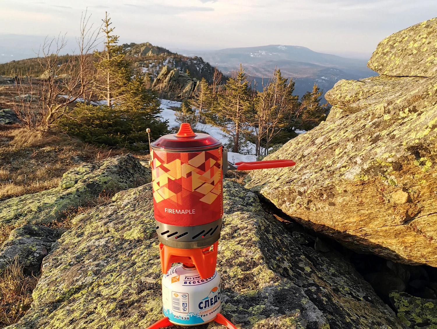 Сотрудницы офиса МАНАРАГИ Елизавета Свяжина и Анастасия С