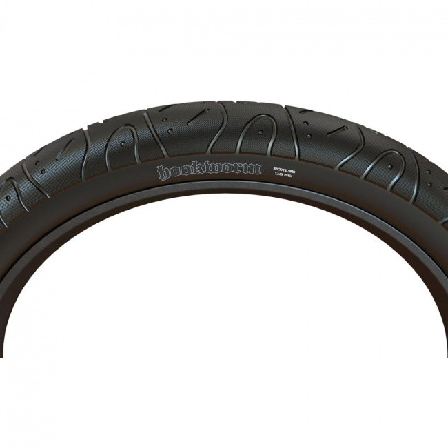 Покрышка Maxxis 24"x2,5 HookWorm Wire