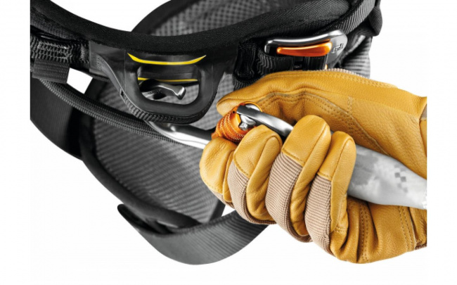 Привязь Petzl Astro Bod Fast