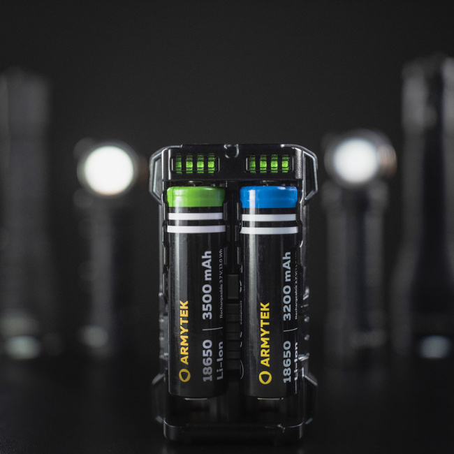 Зарядное устройство Armytek Handy C2 Pro